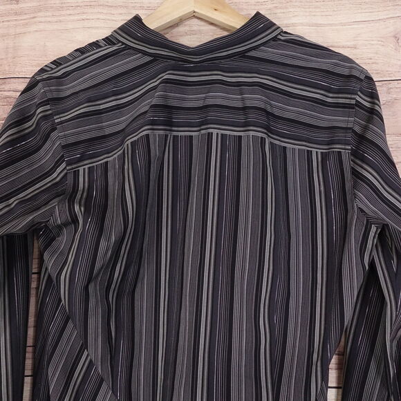 EDDIE BAUER STRETCH WRINKLE RESISTANT GREY STRIPED METALLIC BUTTON UP WOMENS M - Picture 5 of 6